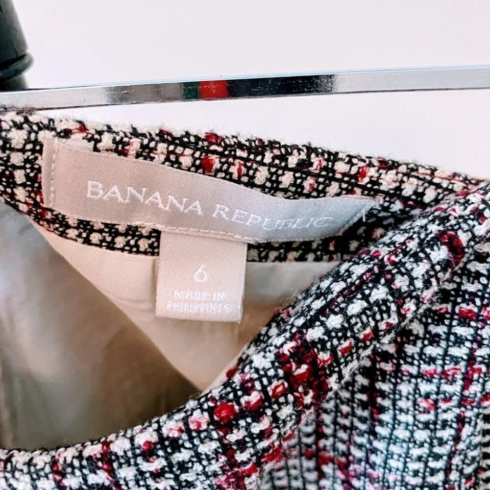 Banana Republic Black Red Tweed Mini Skirt